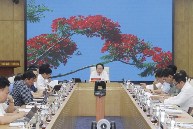 Ban Thường vụ Thành uỷ Hải Phòng đã thảo luận và đưa ra nhiều giải pháp nhằm tiếp tục vận hành hiệu quả, thông suốt mô hình chính quyền địa phương 2 cấp trên địa bàn Thành phố.