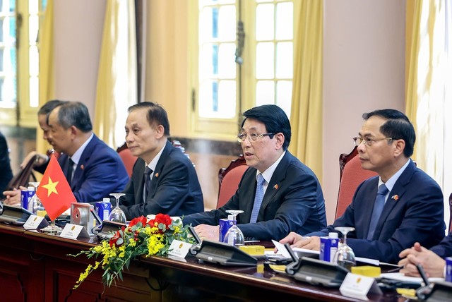 Chủ tịch nước Lương Cường đánh giá cao và ghi nhận hỗ trợ hiệu quả của Australia thông qua nhiều sáng kiến.