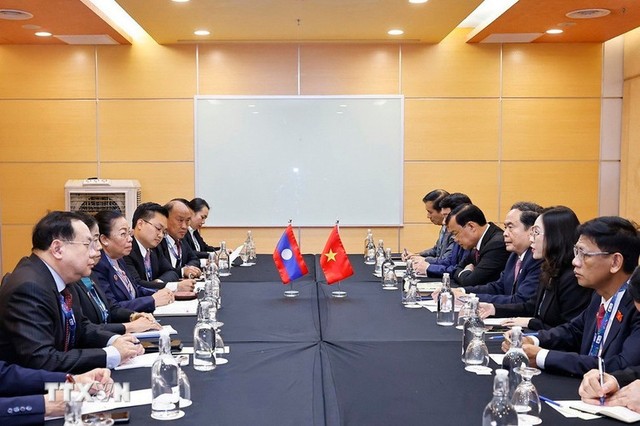 Hai đoàn Quốc hội Việt Nam - Lào làm việc bên lề AIPA-46.