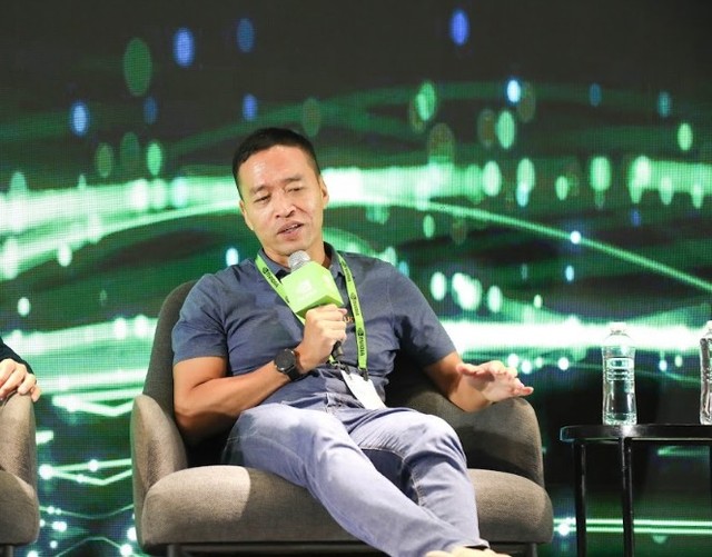 Ông Lê Hồng Minh chia sẻ tại phiên thảo luận “Xây dựng AI có chủ quyền cho Việt Nam: Tầm nhìn, Năng lực và Cơ hội”.