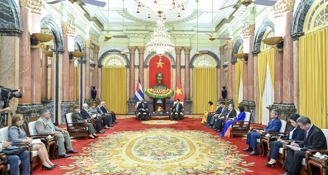 Toàn cảnh buổi tiếp.