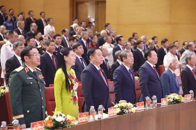 Trưởng Ban Tuyên giáo và Dân vận Trung ương Nguyễn Trọng Nghĩa cùng lãnh đạo Trung ương, bộ, ngành tham dự Đại hội Đảng bộ tỉnh Gia Lai.