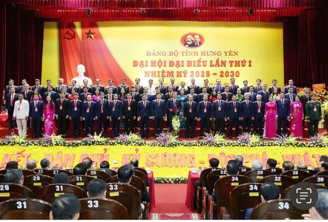 Thay mặt Ban Chấp hành Đảng bộ tỉnh Hưng Yên nhiệm kỳ 2025 - 2030, Bí thư tỉnh ủy Nguyễn Hữu Nghĩa phát biểu nhận nhiệm vụ trong Đại hội.