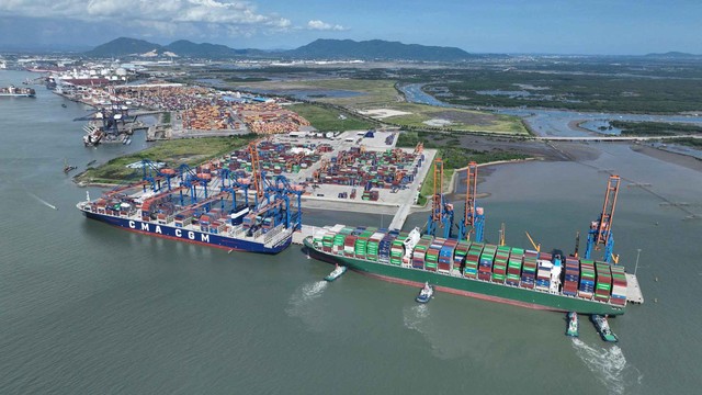 Khu vực Bà Rịa – Vũng Tàu cũ sẽ tập trung vào logistics cảng biển, du lịch và dịch vụ biển. Ảnh: Lê Toàn. Khu vực Bà Rịa – Vũng Tàu cũ sẽ tập trung vào logistics cảng biển, du lịch và dịch vụ biển. Ảnh: Lê Toàn.