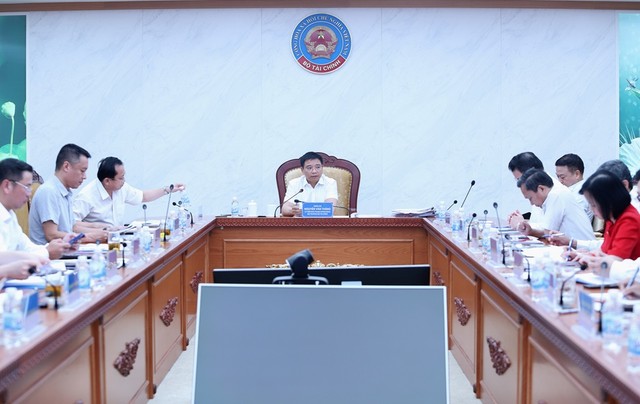 Toàn cảnh cuộc họp. Toàn cảnh cuộc họp.