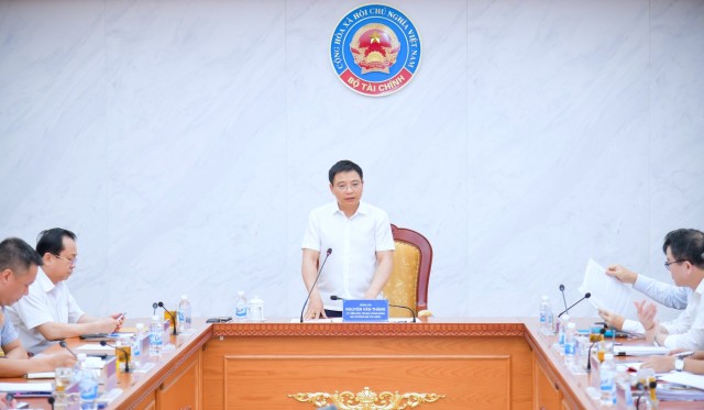 Bộ trưởng Nguyễn Văn Thắng phát biểu tại cuộc họp. Bộ trưởng Nguyễn Văn Thắng phát biểu tại cuộc họp.