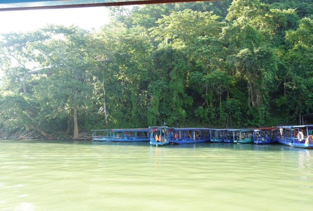 Một góc bến thuyền bản Pác Ngòi, Ba Bể, Thái Nguyên. Ảnh: Hạnh Phúc.