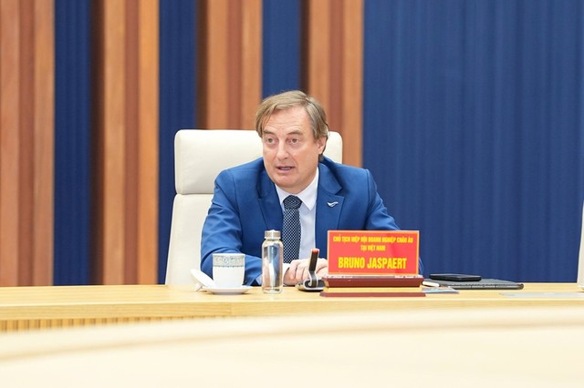 Chủ tịch EuroCham Bruno Jaspaert mong muốn tìm hiểu các chính sách ưu đãi trong Khu thương mại tự do mà thành phố đang triển khai.