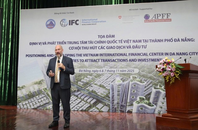 Ông Rich McClellan - Thành viên Ban Tư vấn, Trung tâm tài chính quốc tế tại TP.Đà Nẵng chia sẻ về tiềm năng phát triển Trung tâm tài chính quốc tế của Việt Nam.