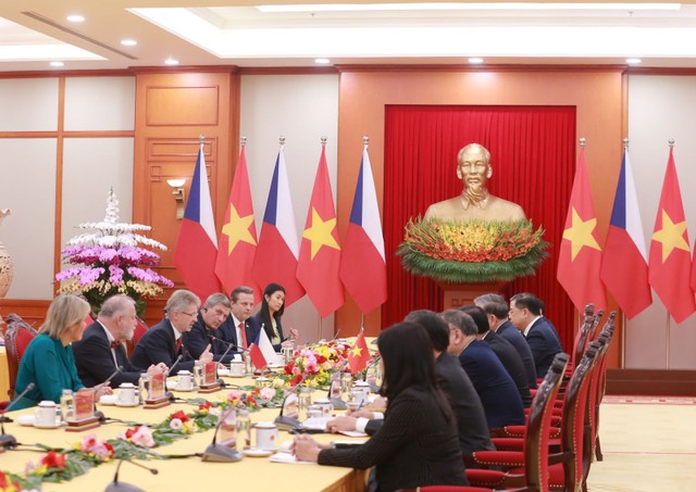 Chủ tịch Thượng viện Quốc hội Séc phát biểu.