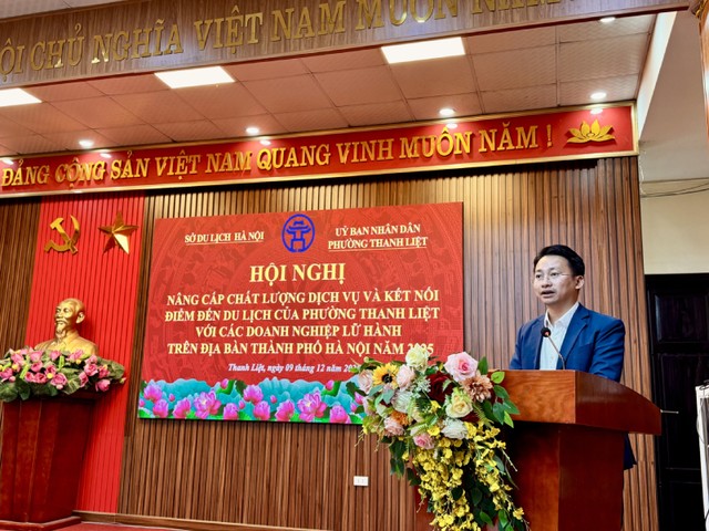 Ông Trần Trung Hiếu, Phó giám đốc Sở Du lịch Hà Nội phát biểu tại Hội nghị. Ảnh: Hồ Hạ.