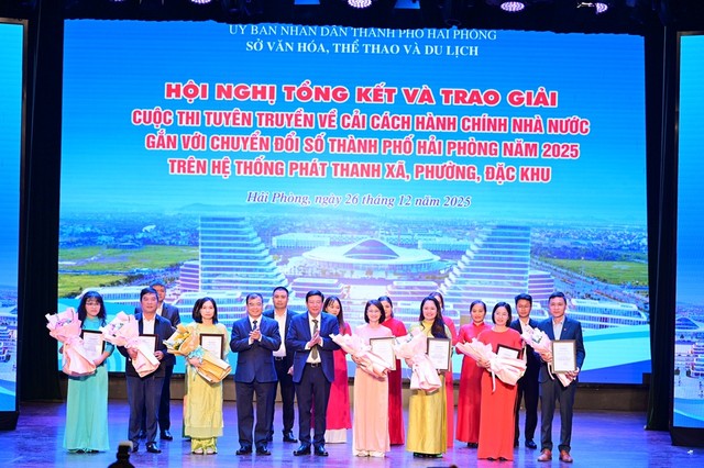 Tổng kết và trao giải Cuộc thi tuyên truyền về Cải cách hành chính gắn với Chuyển đổi số Thành phố Hải Phòng năm 2025 trên hệ thống phát thanh xã, phường, đặc khu.