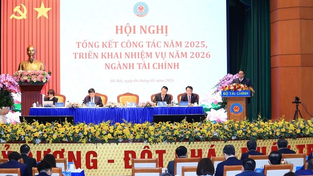 Thủ tướng Phạm Minh Chính phát biểu chỉ đạo hội nghị. Ảnh: Đức Thanh.