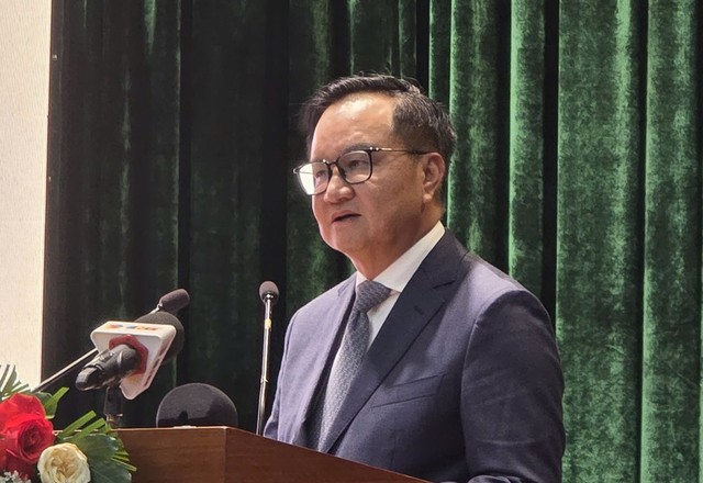 Ông Nguyễn Vĩnh Trân - Tổng giám đốc công ty TNHH Phát triển Nam Hội An phát biểu tại Hội nghị.