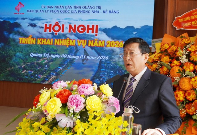 Ông Phạm Hồng Thái, Giám đốc VQG Phong Nha - Kẻ Bàng phát biểu tại hội nghị. Ảnh: Hồng Lựu Ông Phạm Hồng Thái, Giám đốc VQG Phong Nha - Kẻ Bàng phát biểu tại hội nghị. Ảnh: Hồng Lựu