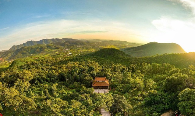 Chùa Thanh Mai là một chùa nằm trong quần thể di tích, danh thắng Yên Tử - Vĩnh Nghiêm - Côn Sơn, Kiếp Bạc được UNESCO vinh danh. Ảnh: Đàm Thanh