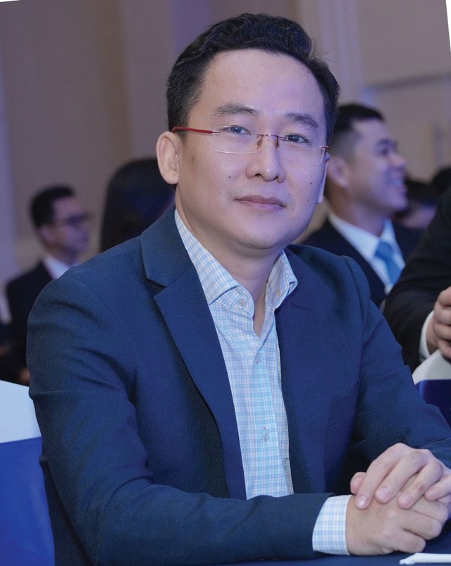 TS. Châu Đình Linh , Trường đại học Ngân hàng TP.HCM TS. Châu Đình Linh , Trường đại học Ngân hàng TP.HCM