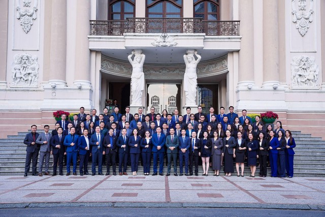 Ban Lãnh đạo Đông Tây Land cùng hướng đến mục tiêu tăng trưởng bền vững và phát triển toàn diện