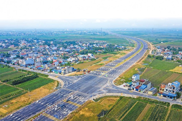 Tuyến đường bộ mới Nam Định - Lạc Quần - đường bộ ven biển quy mô 8 làn xe, tổng mức đầu tư 6.400 tỷ đồng