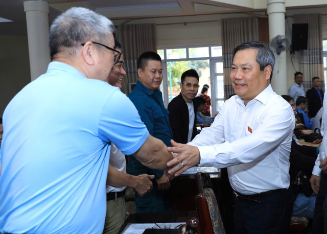 Chủ tịch UBND TP. Hà Nội Vũ Đại Thắng tiếp xúc cử tri Đơn vị bầu cử số 14.