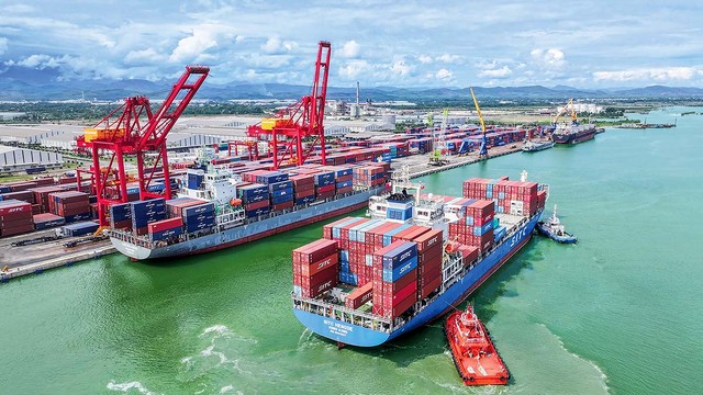 Trong tình hình thuế quan mới, để ứng phó, Việt Nam cần chứng minh có thể trở thành nơi hình thành cụm năng lực