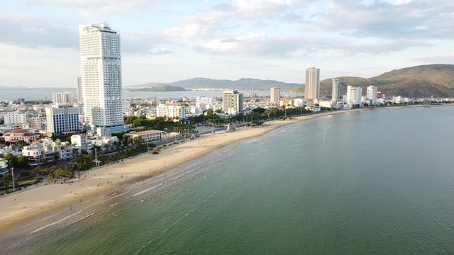 Tỉnh Gia Lai đang xem xét phương án di dời trung tâm hành chính về Nhơn Hội để giảm áp lực hạ tầng đô thị, giao thông cho khu vực trung tâm Quy Nhơn.