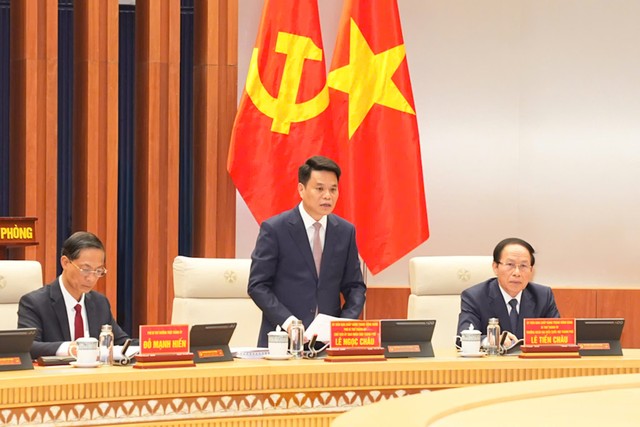 Ông Lê Ngọc Châu, Chủ tịch UBND TP. Hải Phòng phát biểu tại buổi làm việc. Ảnh: Đàm Thanh Ông Lê Ngọc Châu, Chủ tịch UBND TP. Hải Phòng phát biểu tại buổi làm việc. Ảnh: Đàm Thanh