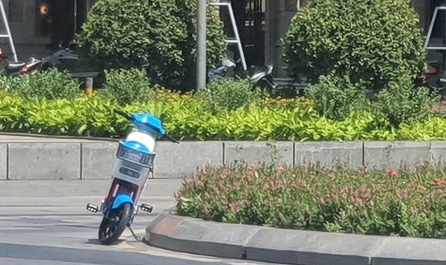 Tuy nhiên, thời gian chạy thử nghiệm chỉ có 15 phút. Nhiều khách chạy quá thời gian. Xe ngưng và khóa. Tuy nhiên, thời gian chạy thử nghiệm chỉ có 15 phút. Nhiều khách chạy quá thời gian. Xe ngưng và khóa.