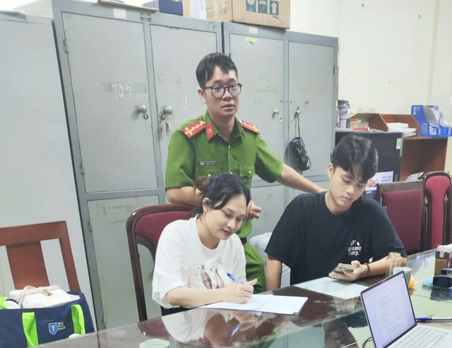 Ngô Thị Thêu, vợ của Lê Khắc Ngọ (TikToker Mr Hunter) bị bắt khi đang lẩn trốn tại Thái Lan. Ảnh: CACC