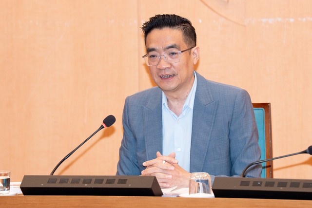 Giám đốc Sở Quy hoạch Kiến trúc Nguyễn Trọng Kỳ Anh cung cấp thông tin tại hội nghị.