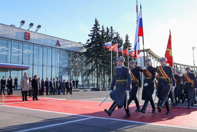 Thủ tướng Phạm Minh Chính duyệt đội danh dự - Ảnh: VGP.