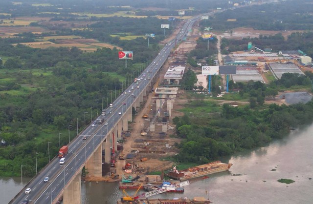 Phía tỉnh Đồng Nai, hình dáng cao tốc mới đã rõ nét.