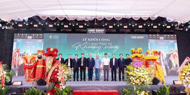 Đại diện các cơ quan Trung ương, lãnh đạo địa phương tại sự kiện