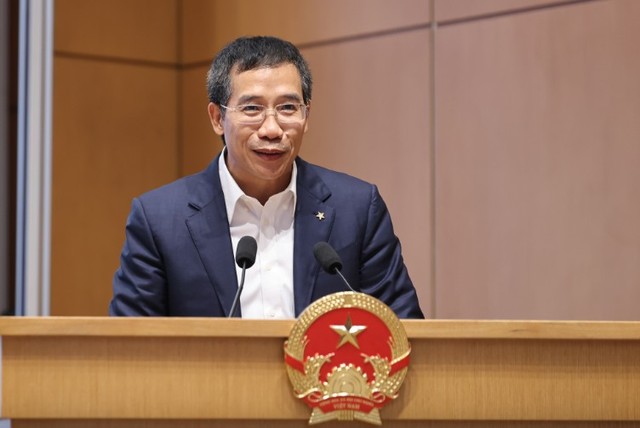 Ông Lưu Trung Thái, Chủ tịch Hội đồng quản trị Ngân hàng Thương mại cổ phần Quân đội (MB) phát biểu tại Hội nghị - Ảnh VGP. Ông Lưu Trung Thái, Chủ tịch Hội đồng quản trị Ngân hàng Thương mại cổ phần Quân đội (MB) phát biểu tại Hội nghị - Ảnh VGP.