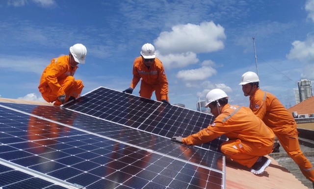 TP.HCM cũng sẽ ưu tiên phát triển điện mặt trời TP.HCM cũng sẽ ưu tiên phát triển điện mặt trời