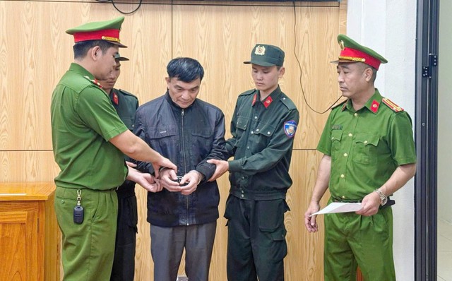 Bị can Lý Công Sinh, Giám đốc Công ty TNHH Xây dựng và Thương mại Đại Lộc, cũng từng là Chủ tịch UBND xã Ngọc Thanh.