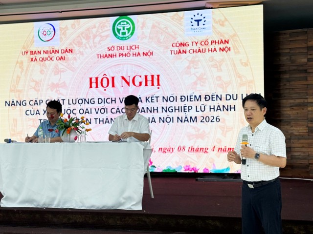 Ông Phùng Quang Thắng, Chủ tịch Liên chi hội Du lịch xanh Việt Nam "hiến kế" cho du lịch xã Quốc Oai. Ảnh: Hồ Hạ. Ông Phùng Quang Thắng, Chủ tịch Liên chi hội Du lịch xanh Việt Nam "hiến kế" cho du lịch xã Quốc Oai. Ảnh: Hồ Hạ.