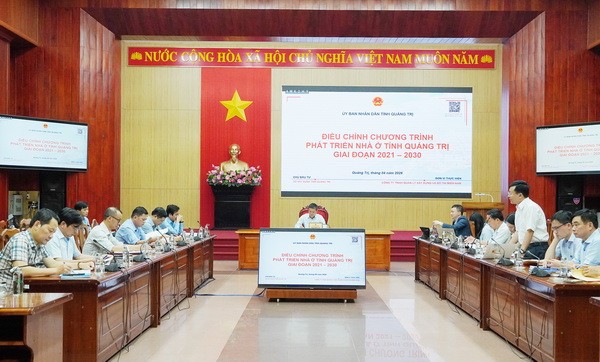 Cuộc họp nghe báo cáo về điều chỉnh chương trình phát triển nhà ở tỉnh Quảng Trị giai đoạn 2021 - 2030 Cuộc họp nghe báo cáo về điều chỉnh chương trình phát triển nhà ở tỉnh Quảng Trị giai đoạn 2021 - 2030