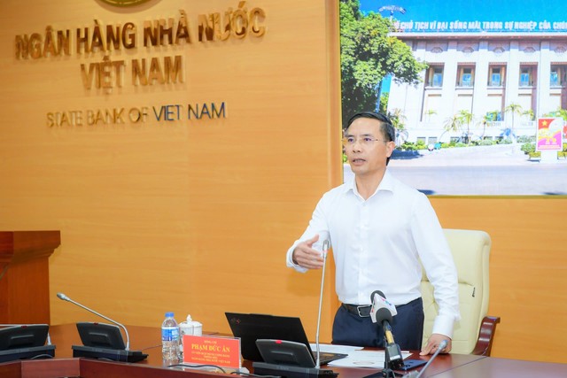 Thống đốc NHNN Phạm Đức Ấn họp với 46 ngân hàng thương mại về điều hành chính sách tiền tệ