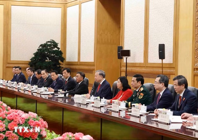 Tổng Bí thư, Chủ tịch nước Tô Lâm hội đàm với Tổng Bí thư, Chủ tịch nước Trung Quốc Tập Cận Bình. (Ảnh: Thống Nhất/TTXVN)