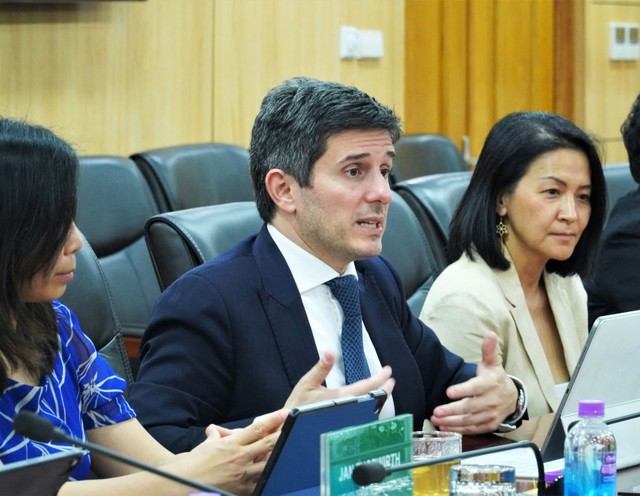 Ông Gerald Toledano, Giám đốc Toàn cầu phụ trách Sản phẩm Cổ phiếu, Giải pháp và Sản phẩm thay thế, FTSE Russell