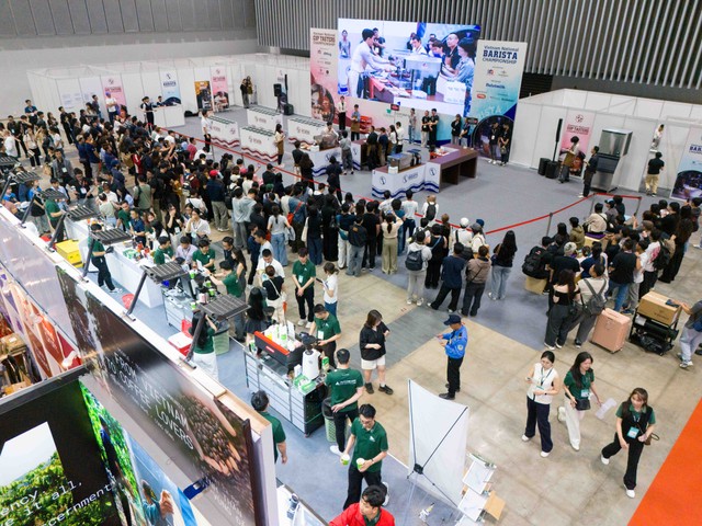 Sự kiện còn mở rộng không gian sáng tạo F&amp;B thông qua các nội dung thi đấu về ẩm thực và bánh nghệ thuật.