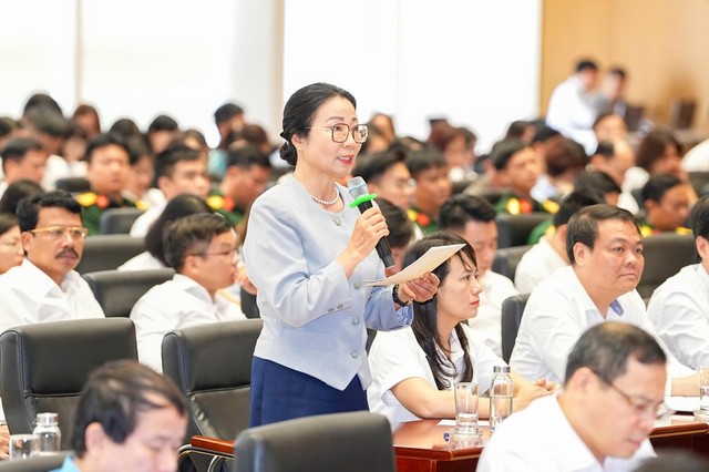 Cử tri ngành Nội vụ phát biểu ý kiến