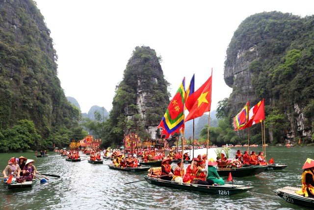 Lễ hội cũng thể hiện rõ vai trò của cộng đồng trong bảo tồn và phát huy giá trị di sản.