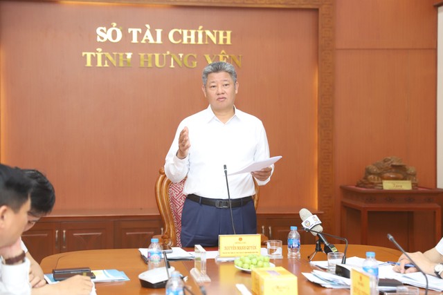 Ông Nguyễn Mạnh Quyền, Phó Bí thư Tỉnh ủy, Chủ tịch UBND tỉnh phát biểu chỉ đạo tại buổi làm việc. Ảnh: Nguyễn Quỳnh