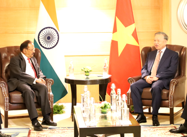 Tổng Bí thư, Chủ tịch nước Tô Lâm tiếp Cố vấn An ninh Quốc gia Ấn Độ Ajit Doval.