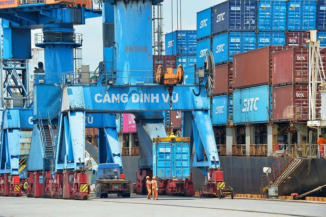 Hạ tầng logistics và chuỗi cung ứng là điểm đến ưu tiên của dòng vốn tư nhân trong 5-10 năm tới Hạ tầng logistics và chuỗi cung ứng là điểm đến ưu tiên của dòng vốn tư nhân trong 5-10 năm tới
