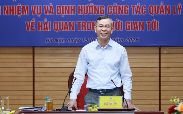 Bộ trưởng Bộ Tài chính Ngô Văn Tuấn phát biểu tại buổi làm việc. Ảnh: Mạnh Tuấn.