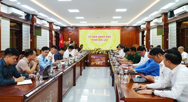 Đoàn công tác Bộ Xây dựng làm việc với UBND tỉnh Gia Lai về nhà ở xã hội. Ảnh: Kim Loan.
