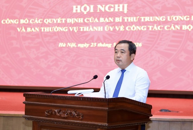 Bí thư Thành ủy Hà Nội Trần Đức Thắng phát biểu tại hội nghị